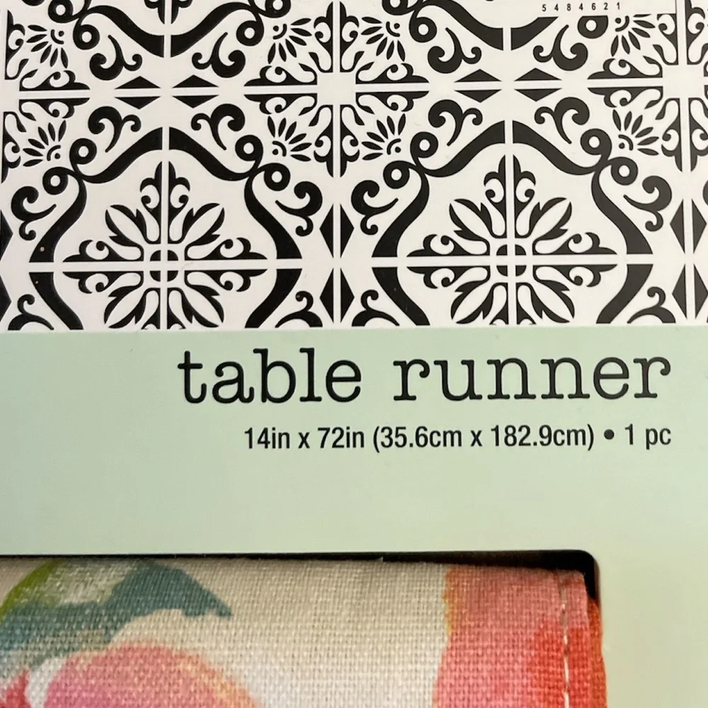 NWT  “Peachy Keen” 14” x 72” Table Runner